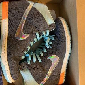 Nike sky high dunks wedge sneakers